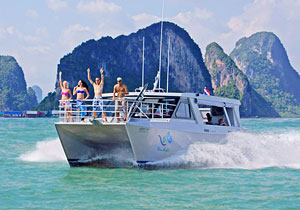 Phi Phi Island Tour by Catamaran