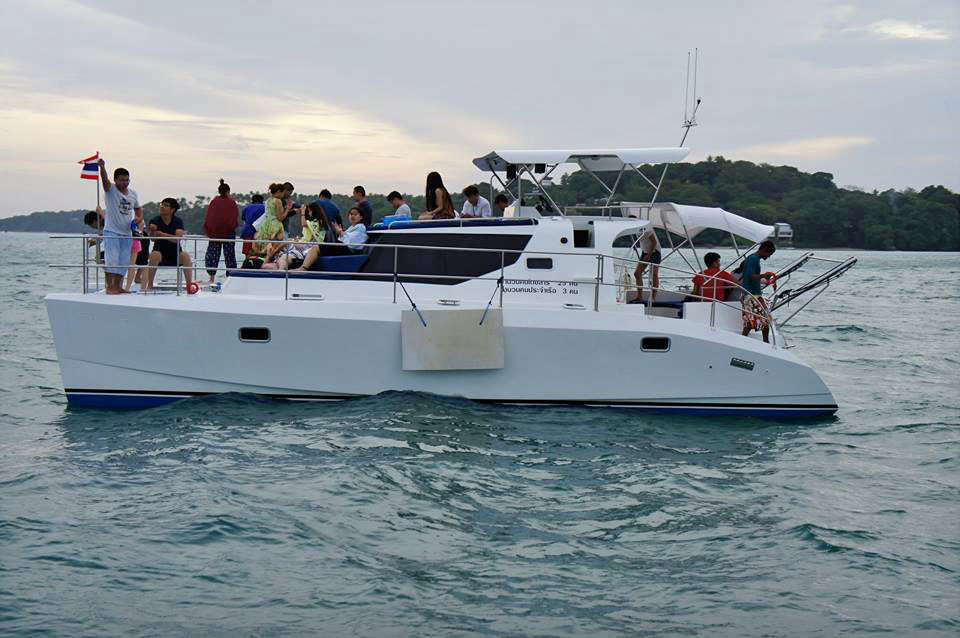 power catamaran phuket